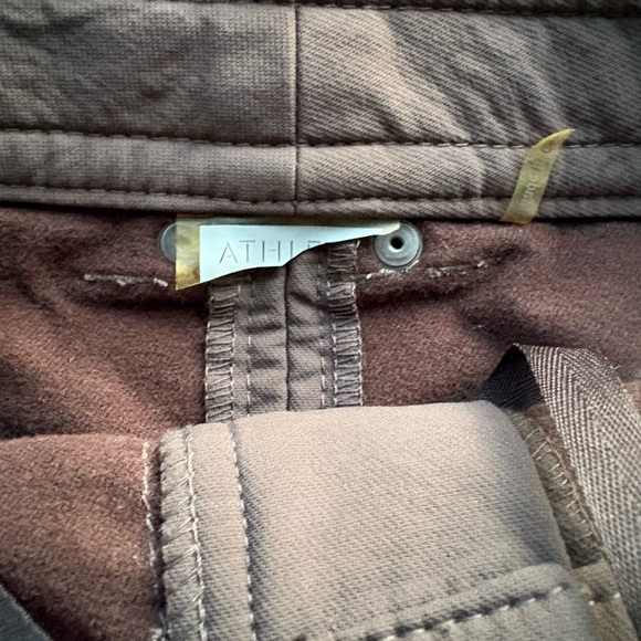 Athleta Tear Away B4 You Play Olive Green Skirt Size Medium - Picture 6 of 6